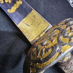 ÉPÉE DE LUXE DU XVIIle SIÈCLE