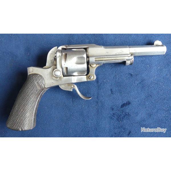 Revolver  Fagnus Baby Maquaire