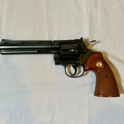 Revolver Colt Python 357 magnum et 38 special