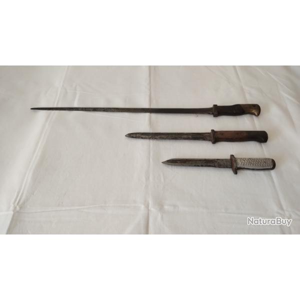 Lot de trois baonnettes ancienne.