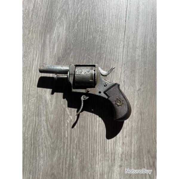 Bulldog 320 pour bricoleur - 1 SANS PRIX DE RSERVE !!