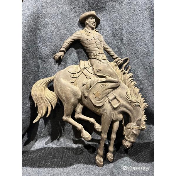 Bel objet de dcoration murale cow-boy sur un cheval cabr made in usa annees 70