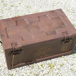 Caisse britannique métallique pour canon d'artillerie 5,5 pouces BRA25CAIS001   CAISSE VIDE