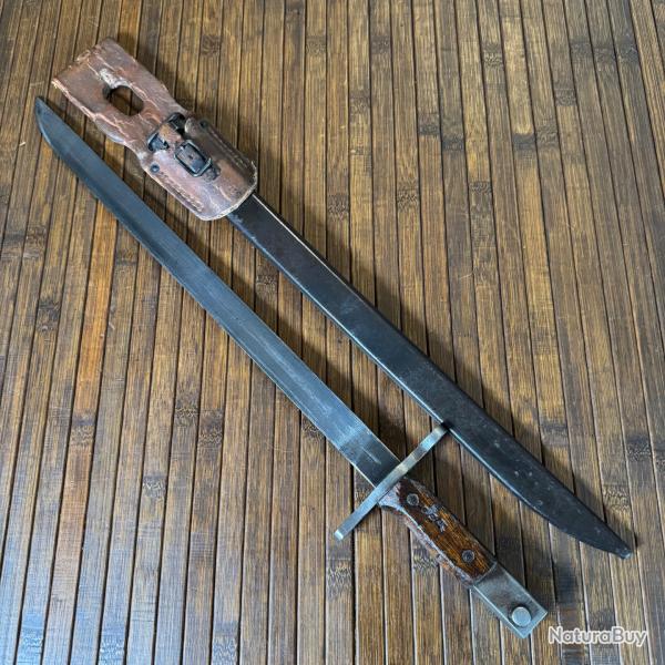 BAONNETTE ARISAKA MOD 30 JIDOSHOKU SEISAKUSHO DE L'ARME IMPRIAL JAPONAISE AVEC FOURREAU / GOUSSET