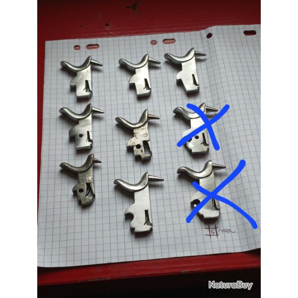 1 Chien neuf revolver bulldog's