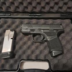 Pistolet combat rapproché / SubCompact - HS PRODUKT H11 9x19 avec 2 chargeurs + mallette !