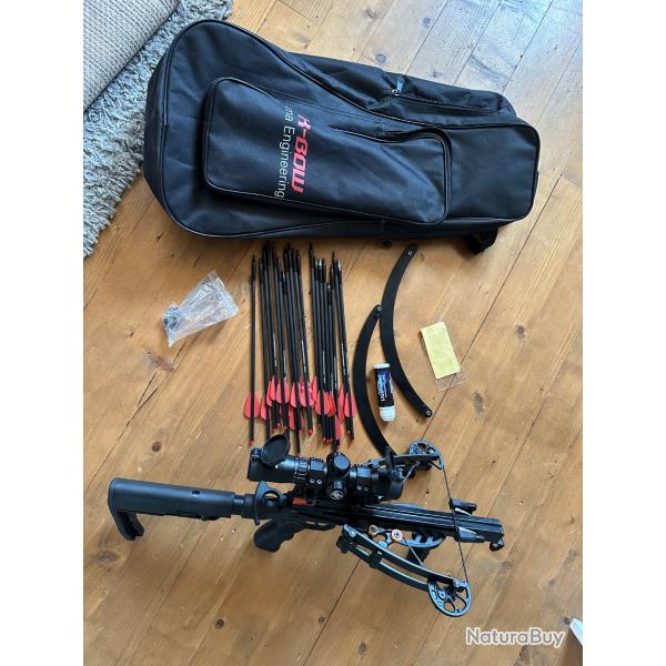 arbalte  poulies fma supersonic rev crosse L avec plein d'accessoires et lunette de vise