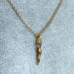 Collier en or massif 18 carats - pendentif corne porte bonheur