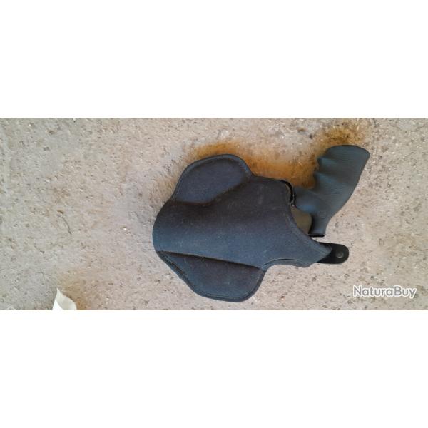 Holster revolver S&W 357 4 pouces 7
