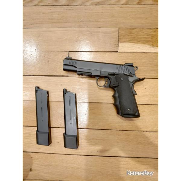 Army Armament 1911 R32 + 2 chargeur trs bonne tat