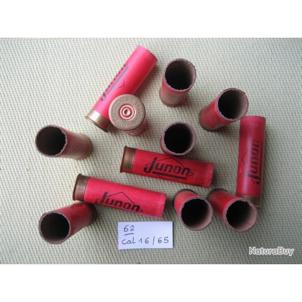 62  douilles  carton  cal  16 / 65  tires  une  fois