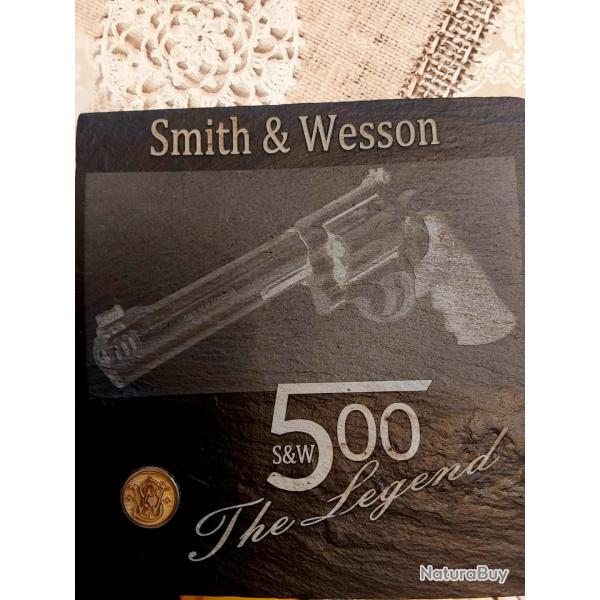 Plaque commorative ardoise grave smith et wesson 500