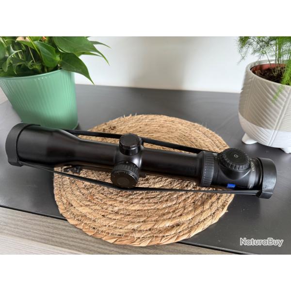 Zeiss V8 1.8-14x50 rail et montage blaser