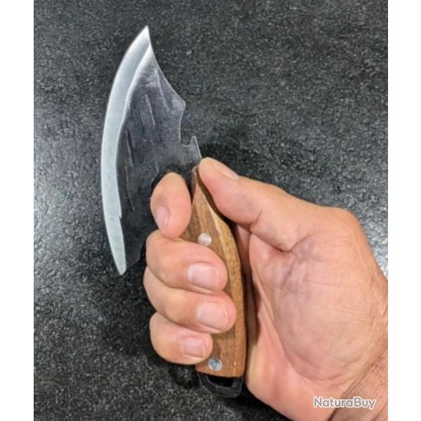 COUTEAU LAME EN FER FORGE A LA MAIN ET MANCHE BOIS RIVETE QUALITE ARTISANALE