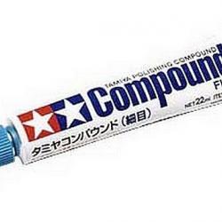 Pâte à polir grain fin 22 ml | Tamiya (0000 2738)