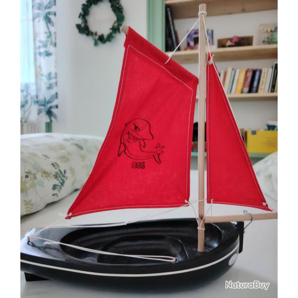 Voilier traditionnel BRETON bateau TIROT  arm pour la pche  au large ou l' aventure en bassin