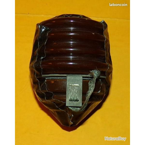 RADIO :  CERAMIQUE POUR EMBASE ANTENNE MILITAIRE POUR VEHICULE  ,  RADIOAMATEUR ,  POIDS TOTAL 0,600