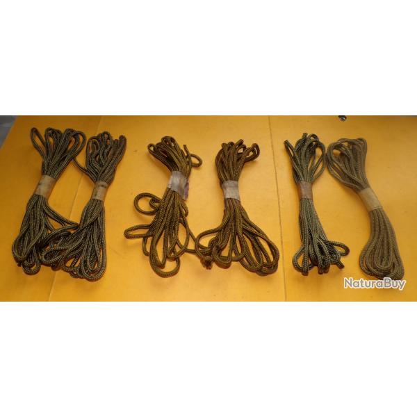 LOT DE 3 PAIRES DE SUSPENTES DE 3 METRES DE LONGUEUR UTILISEES POUR FAIRE DES LACETS PAR LES MILITAI