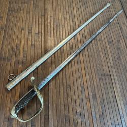 SABRE OFFICIER D'INFANTERIE 1882 FRANÇAIS DANS SON FOURREAU