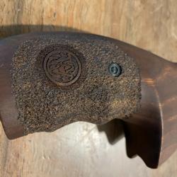 Plaquettes bois texturées pour revolver Smith & Wesson carcasse K/L Round Butt