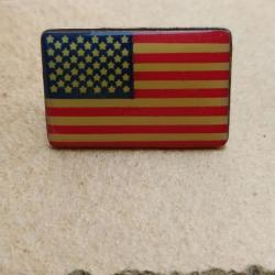 PINS PATRIOTIQUE USA  DRAPEAU ETATS UNIS