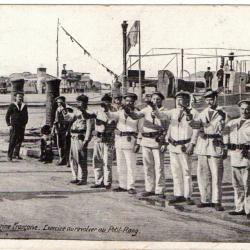 CPA - Marine Militaire-Toulon Marine Française.Exercice au revolver au Petit Rang  N°1415