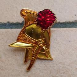 PINS SAPEUR POMPIER CASQUE 1880