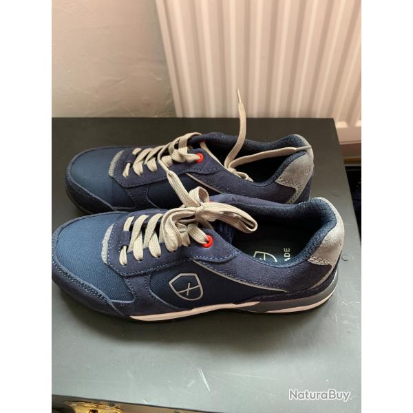 Chaussures scurits taille 40 neuves