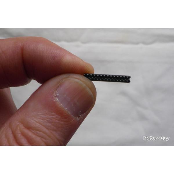 Goupille spciale de fixation des plaquettes de crosse - Pistolets BERETTA  srie 70 -