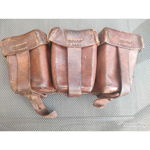 Cartouchire allemande ww1 modle 1909 en cuir fauve date 1915