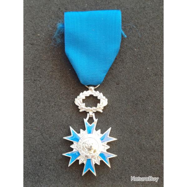 Mdaile Croix de Chevalier de l'Ordre National du Mrite