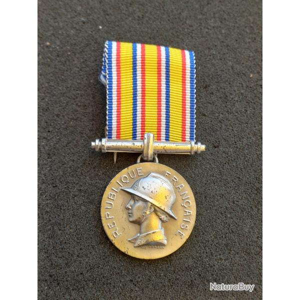 Mdaille d'Honneur des Sapeurs Pompiers - Hommage au dvouement
