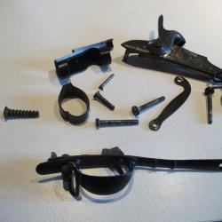 LOT PIECES METALLIQUES DU FUSIL MODELE 1822