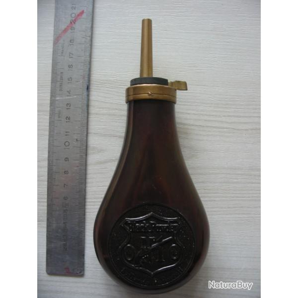 Poire a poudre noire