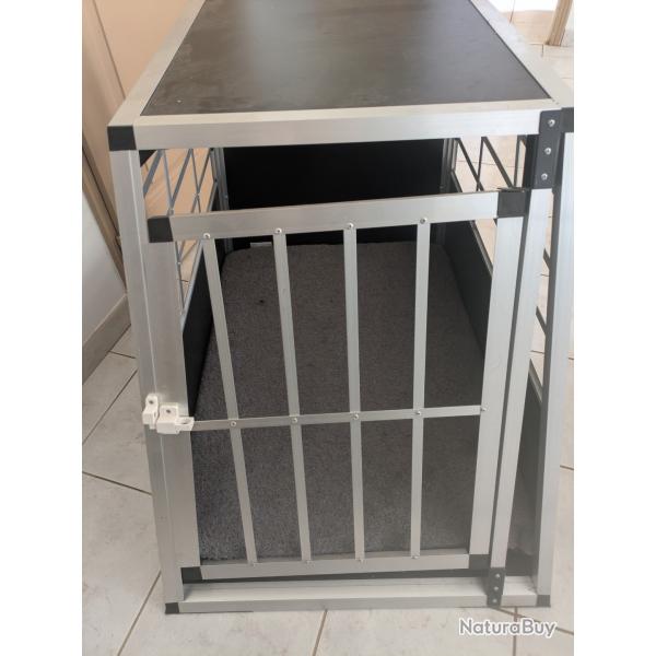 Boite de transport pour chien labrador ,setter en aluminium et bois ventile neuf jamais utilis