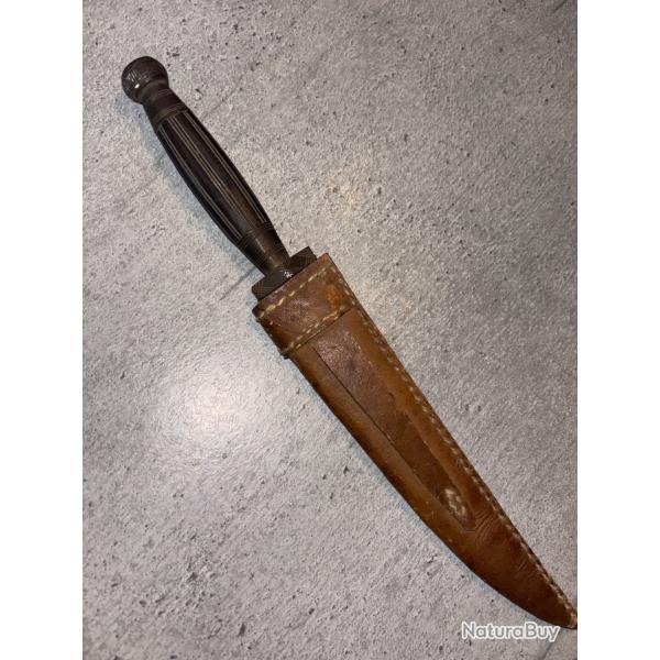 Dague couteau ancien