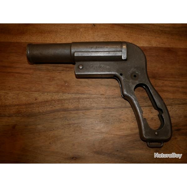 carcasse/canon de pistolet Lance fuse Rpublique Tchque tgf CZ 44.