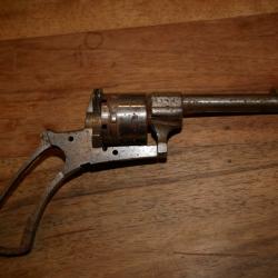 Carcasse, barillet et canon de revolver à broche en 7mm