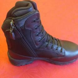 Chaussures d'intervention Magnum