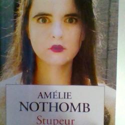 Stupeur et tremblements par Amélie Nothomb - Le livre de poche -