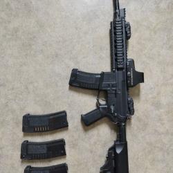 Airsoft M4 AMOEBA Custom avec 4 chargeurs