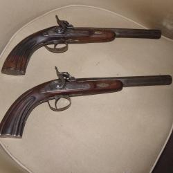 copie d'une paire de pistolet  à piston type Lepage