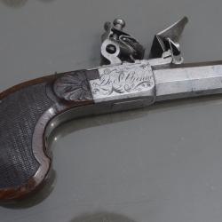 pistolet de poche à coffre à silex par DUMAREST à St Etienne