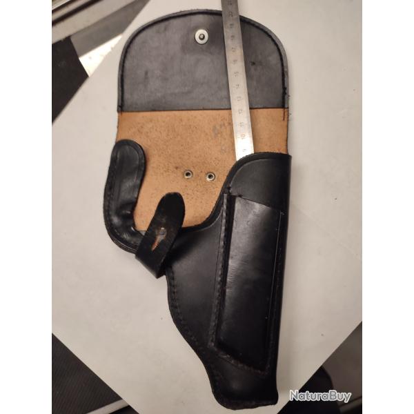 Etui / holster cuir noir pour pistolet  Makaroff ou similaire (RDA)