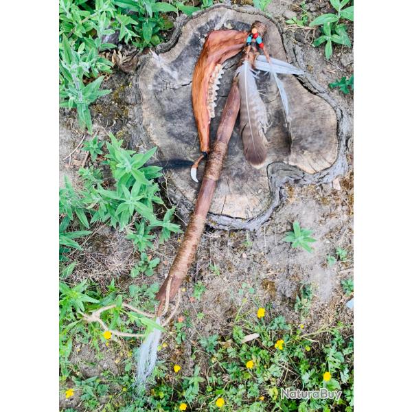 tomahawk amrindien d'artisan / mchoire de cerf / 3