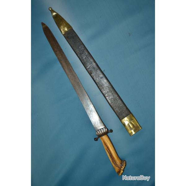 Dague de chasse manche en corne lame trs ancienne 16 sicle.