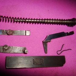 LOT DE PETITE PIECES DU PISTOLET MAUSER 1914