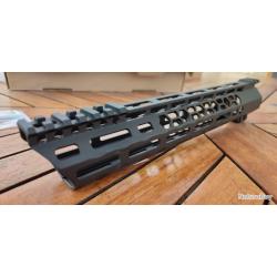 Garde Main, AR15,M4,M16 et clone, 12 pouces flottant .Sans marque (no name) NEUF