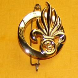 LEGION : 3° REGIMENT ETRANGER D'INFANTERIE DE LA LEGION ETRANGERE , INSIGNE DE BERET DORE , FABRICAN