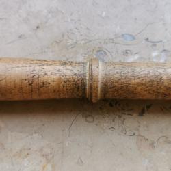 Ancien pousse bourre bourroir en bois calibre 12 pour rechargement ancien fusil